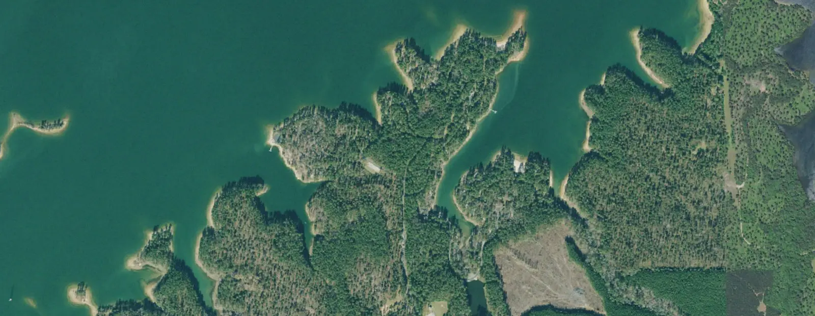 Satellite view of Petersburg Campground, with its 90 sites marked
