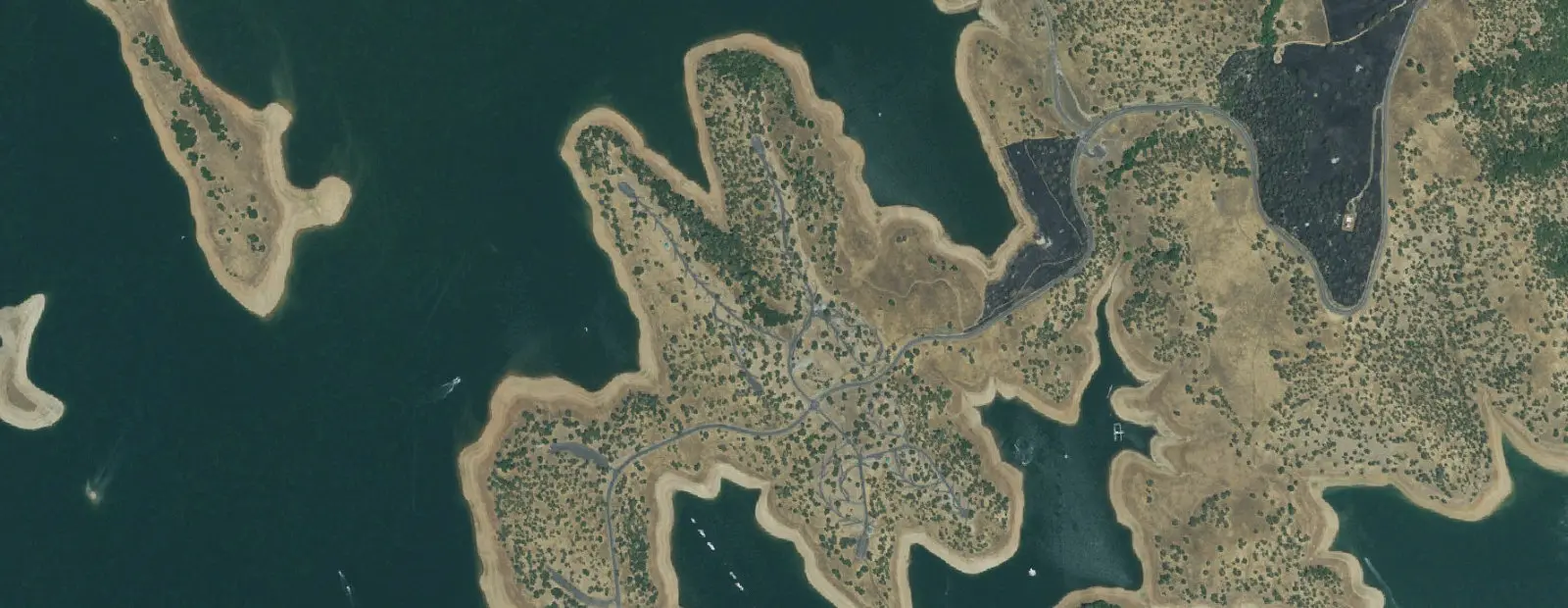 Satellite view of Glory Hole Recreation Area, with its 139 sites marked